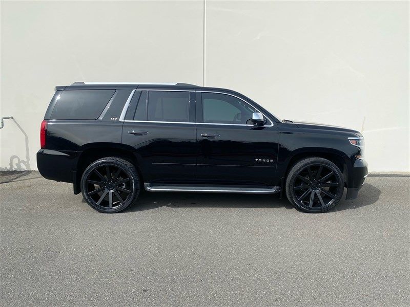 2015 Chevrolet Tahoe LTZ Upper Image 2