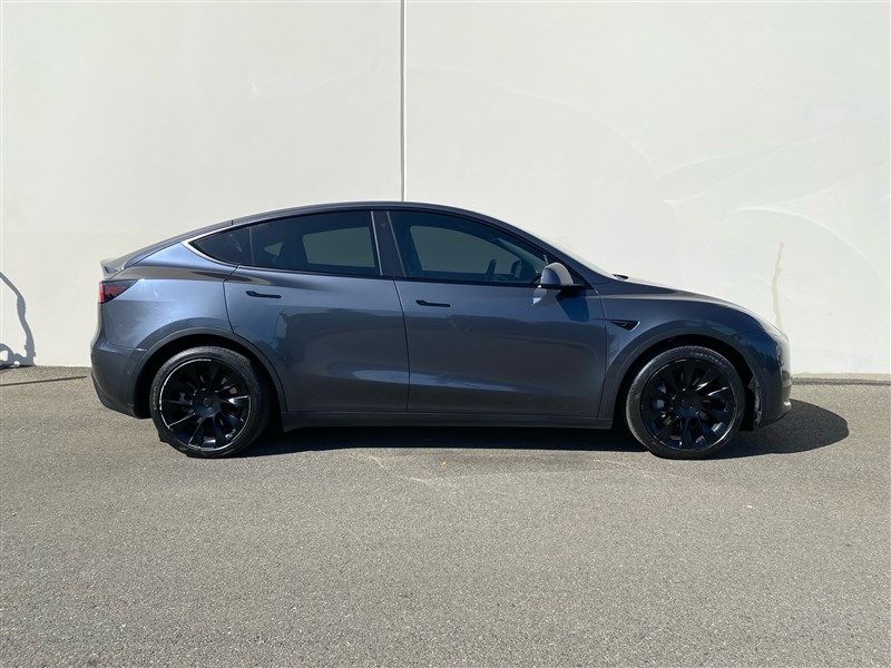 2021 Tesla Model Y Long Range Upper Image 2