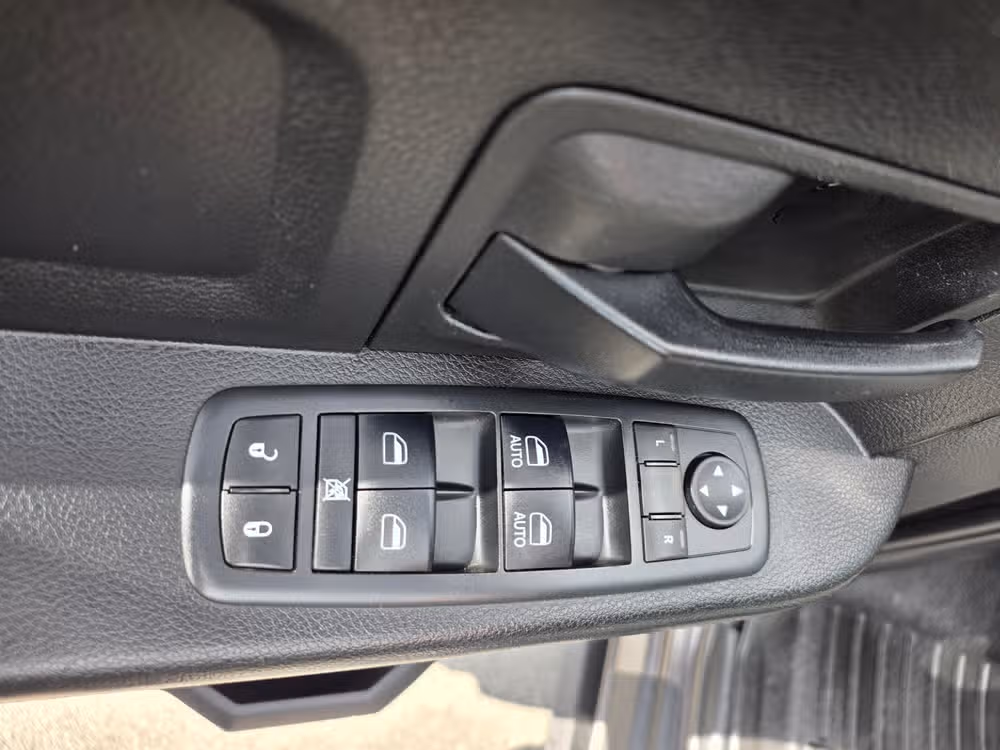 2019 Ram 1500 Tradesman Crew Cab Image 21
