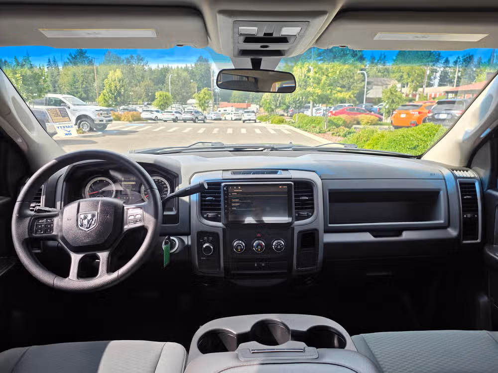2019 Ram 1500 Tradesman Crew Cab Image 11