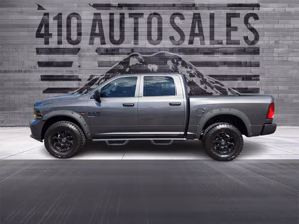 2019 Ram 1500 Tradesman Crew Cab Image 6