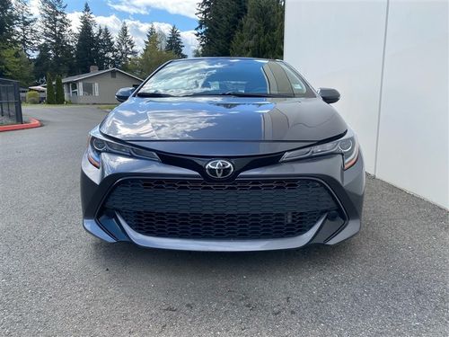 2021 Toyota Corolla Hatchback SE Lower Image 3