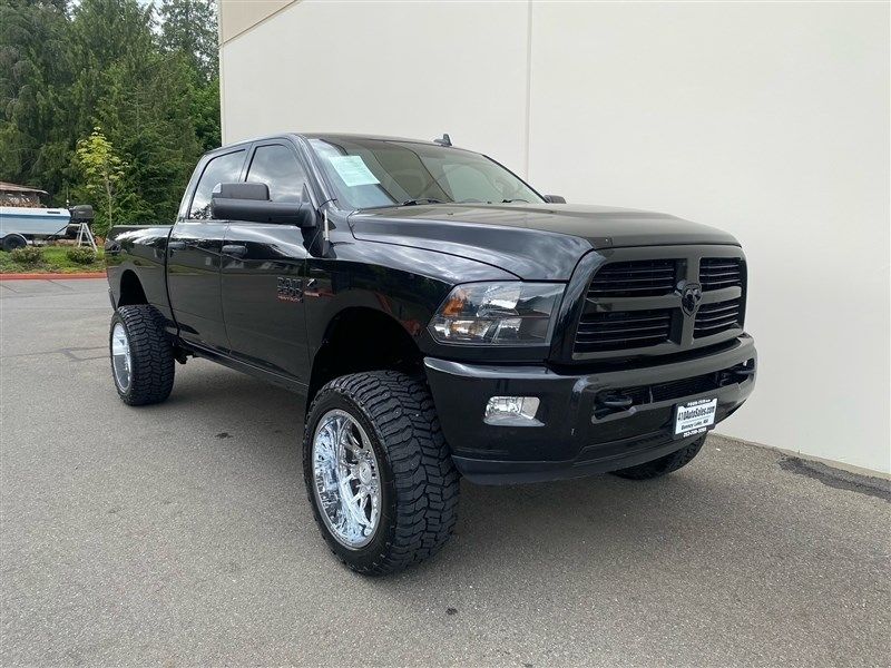 2015 Ram 2500 SLT Crew Cab Upper Image 1