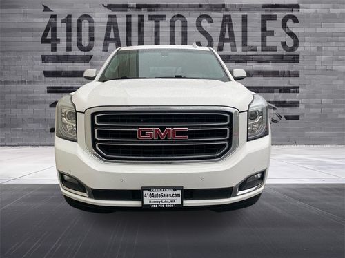 2018 GMC Yukon XL SLE Lower Image 3