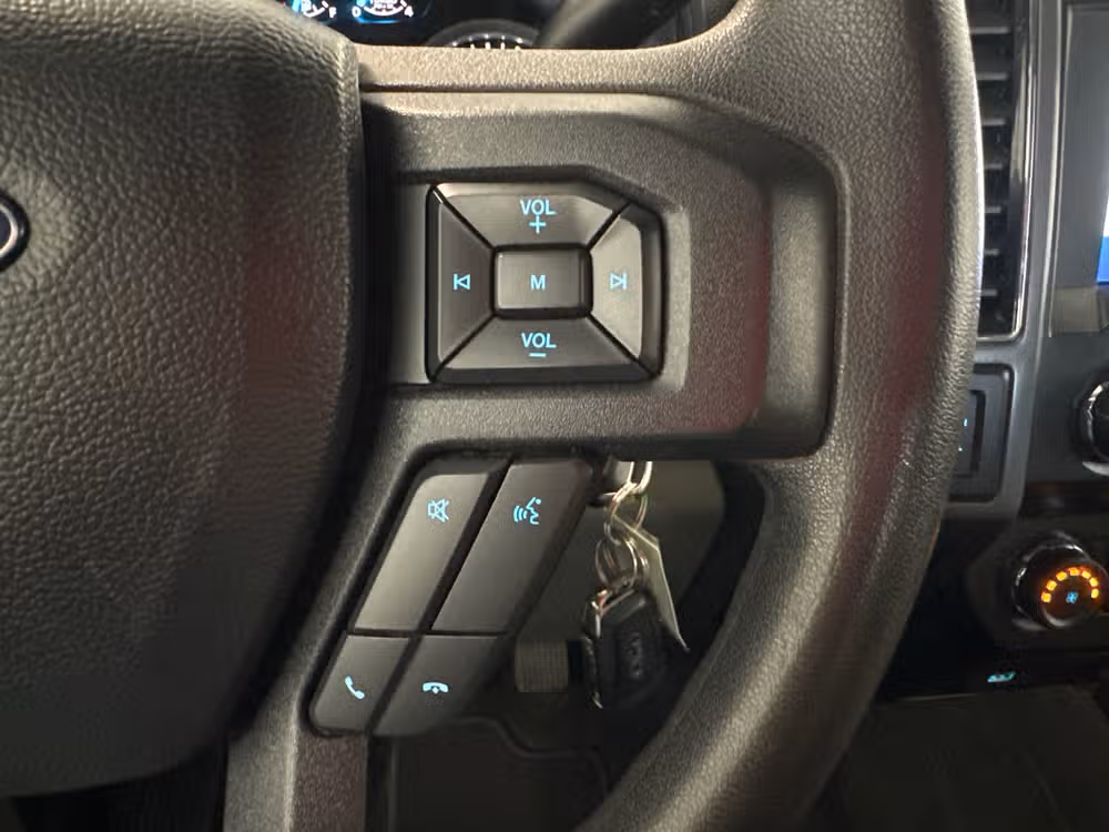 2020 Ford F-350 Super Duty SUPER DUTY XLT 4X4 *LONG BED* Crew Cab Image 16