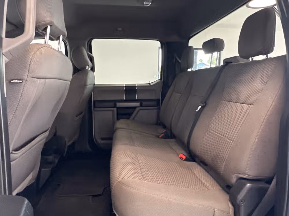 2020 Ford F-350 Super Duty SUPER DUTY XLT 4X4 *LONG BED* Crew Cab Image 21