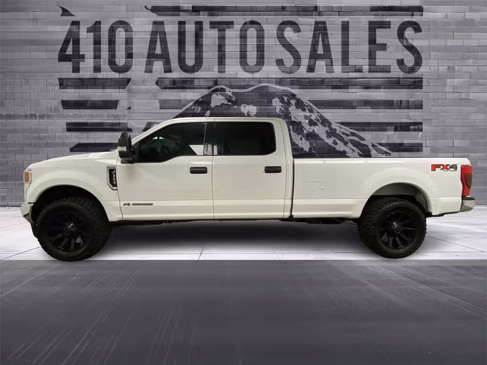 2020 Ford F-350 Super Duty SUPER DUTY XLT 4X4 *LONG BED* Crew Cab Image 9