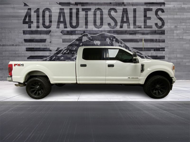 2020 Ford F-350 Super Duty SUPER DUTY XLT 4X4 *LONG BED* Crew Cab Upper Image 2