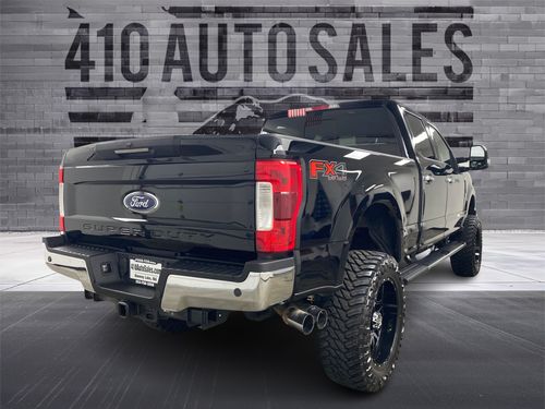 2018 Ford F-350 Super Duty 4X4 *LIFTED* Lower Image 1