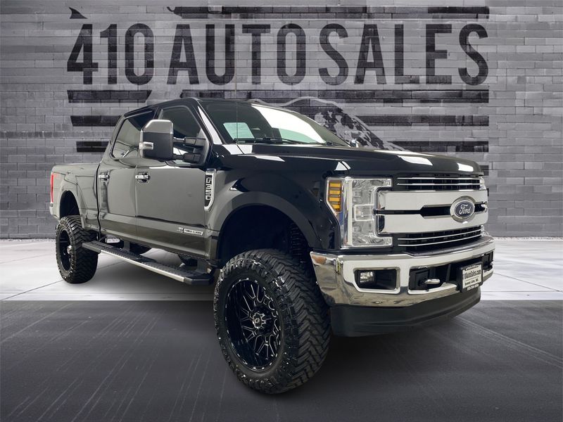 2018 Ford F-350 Super Duty 4X4 *LIFTED* Upper Image 1