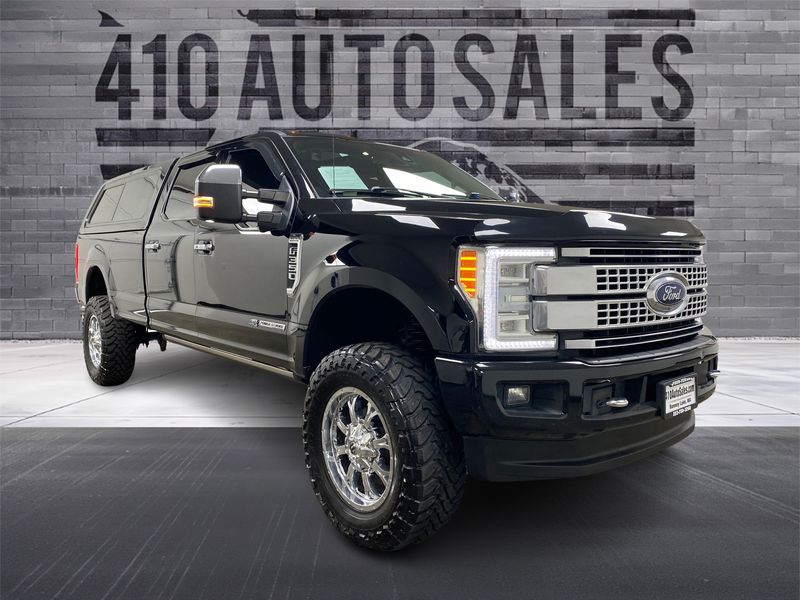 2017 Ford F-350 Super Duty SUPER DUTY PLATINUM 4X4 *LONG BED* Crew Cab Upper Image 1