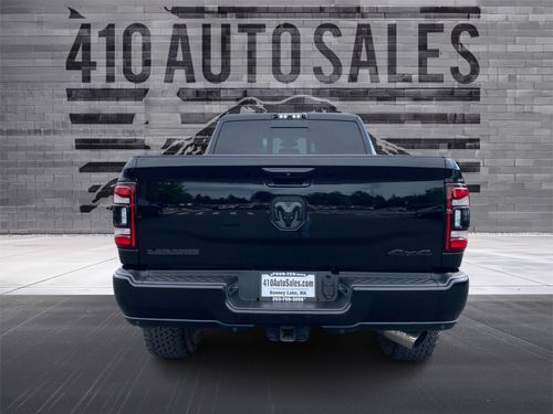 2021 Ram 2500 Laramie Crew Cab *NIGHT EDITION* 4X4 Lower Image 2