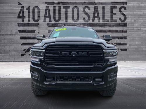 2021 Ram 2500 Laramie Crew Cab *NIGHT EDITION* 4X4 Lower Image 3