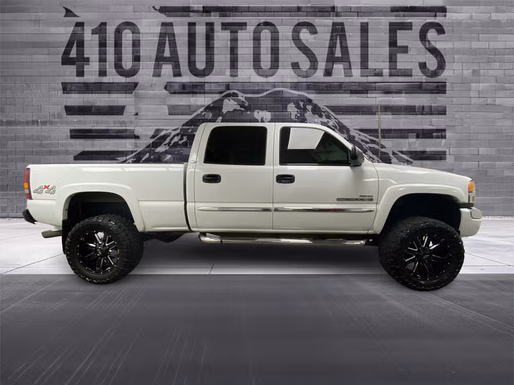 2003 GMC Sierra 2500HD SLT 4X4 *DURAMAX* Image 2