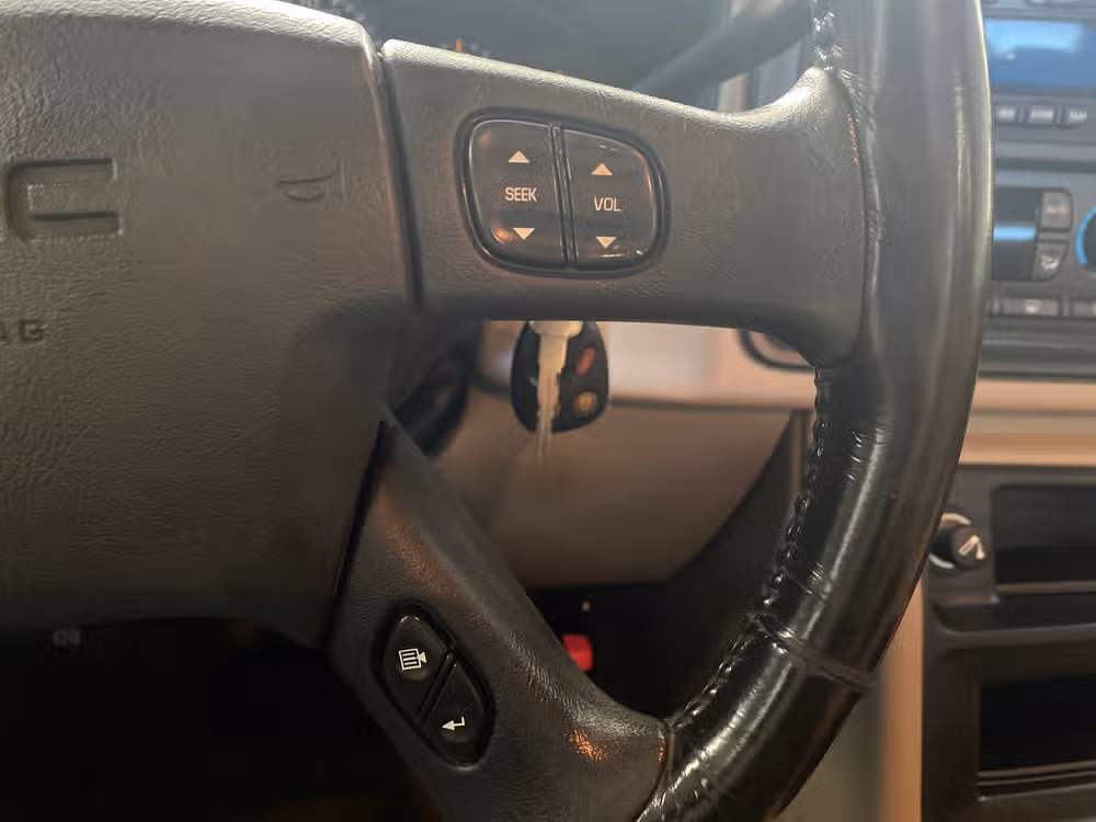 2003 GMC Sierra 2500HD SLT 4X4 *DURAMAX* Image 15