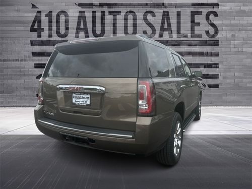 2016 GMC Yukon Denali 4WD Lower Image 1