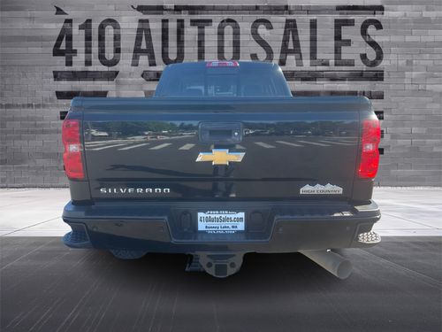 2018 Chevrolet Silverado 3500HD K3500 HIGH COUNTRY Crew Cab Lower Image 2