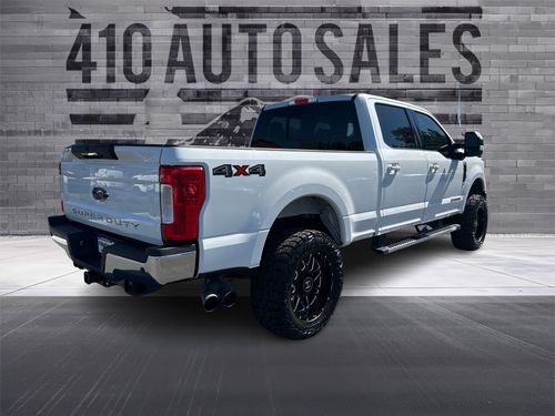 2018 Ford F-250 Super Duty LARIAT 4X4 Lower Image 1