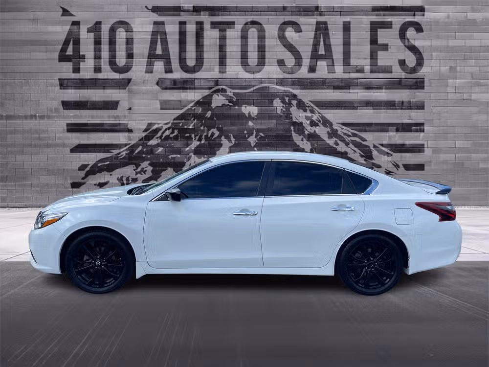 2017 Nissan Altima 2.5 SR MIDNIGHT Image 7
