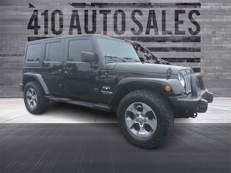 2018 Jeep Wrangler JK Unlimited Sahara 4X4 Upper Image 1