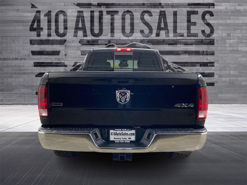 2017 Ram 1500 Crew Cab SLT 4X4 Lower Image 2
