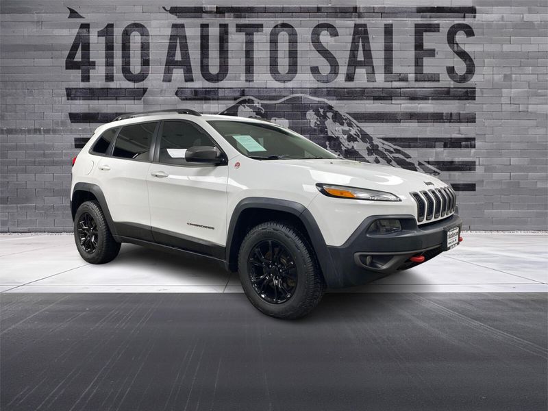 2015 Jeep Cherokee Trailhawk *IN STOCK* Upper Image 1
