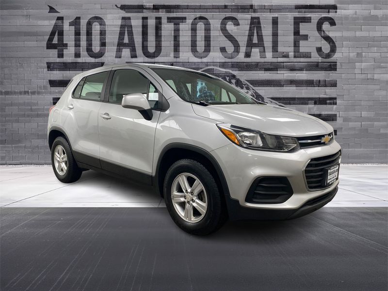 2018 Chevrolet Trax LS Crossover Upper Image 1