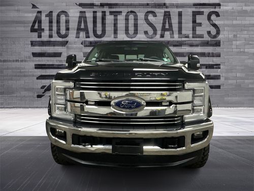 2019 Ford F-350 Super Duty LARIAT 4X4 Lower Image 2