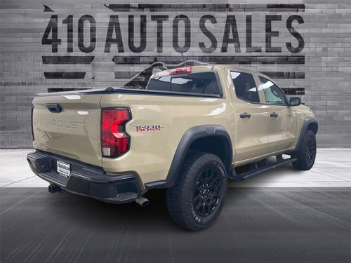 2023 Chevrolet Colorado Trail Boss 4X4 Crew Cab Lower Image 1