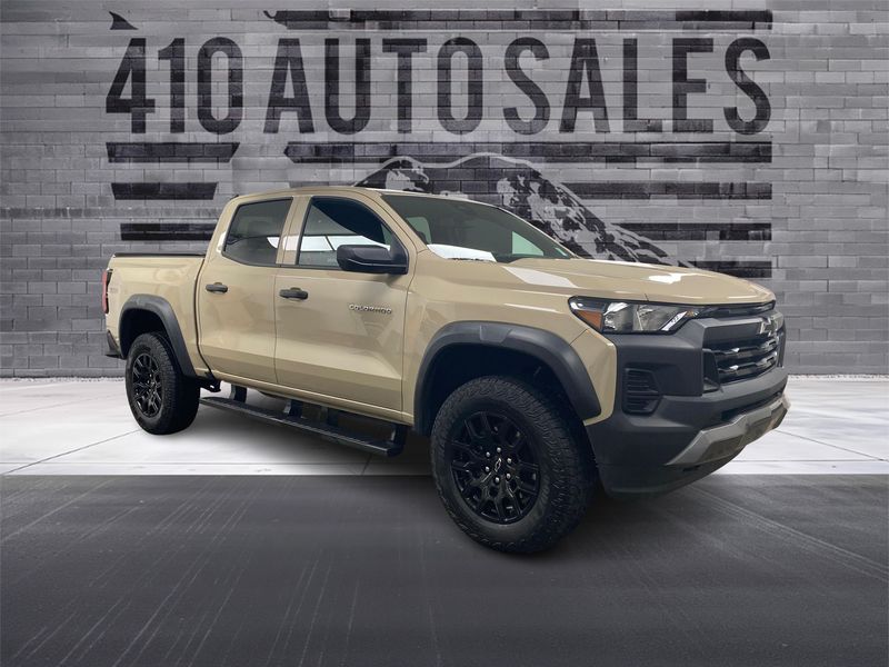 2023 Chevrolet Colorado Trail Boss 4X4 Crew Cab Upper Image 1