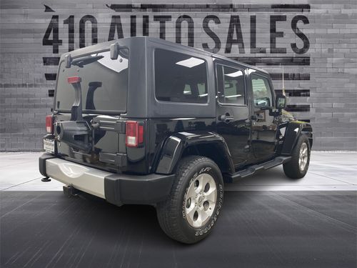 2014 Jeep Wrangler Unlimited Sahara 4X4 Lower Image 1