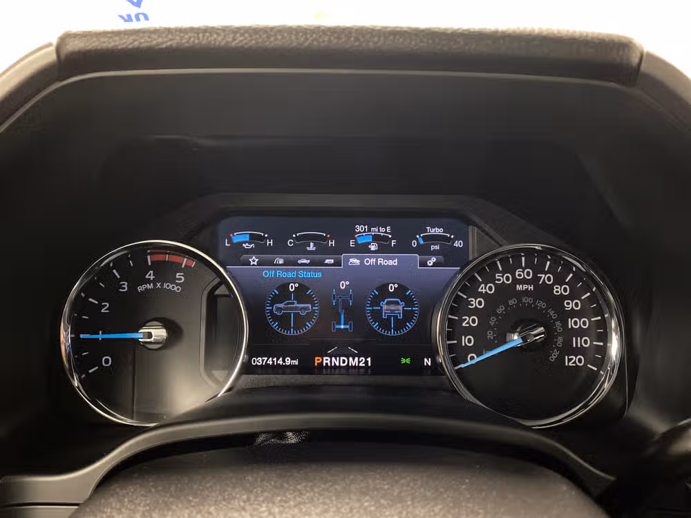 2019 Ford F-450 Super Duty Platinum Crew Cab Image 13