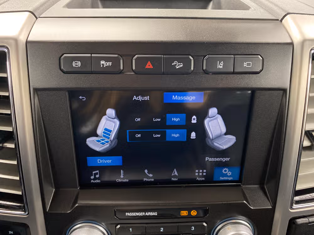 2019 Ford F-450 Super Duty Platinum Crew Cab Image 17