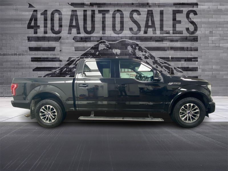 2015 Ford F-150 Lariat photo 2