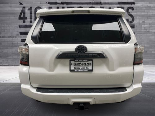 2020 Toyota 4Runner SR5 PREMIUM 4WD * IN STOCK * Lower Image 2