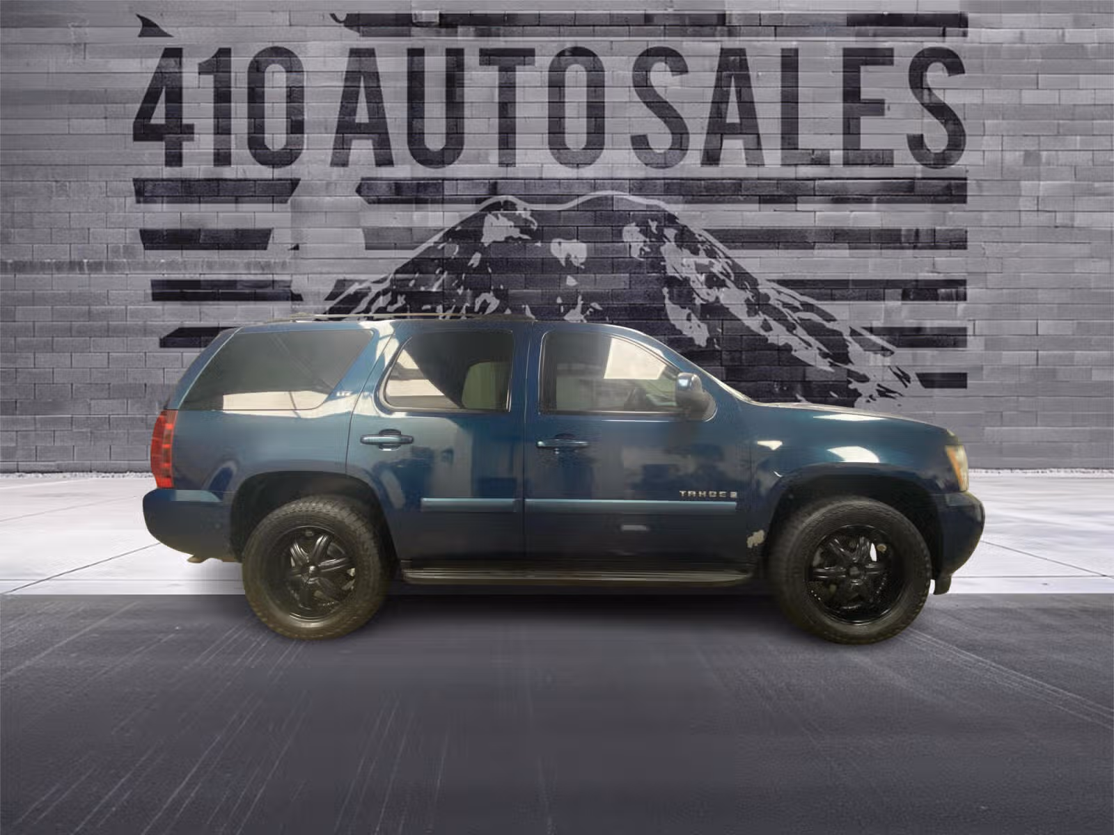 2007 Chevrolet Tahoe 4X4 Upper Image 2
