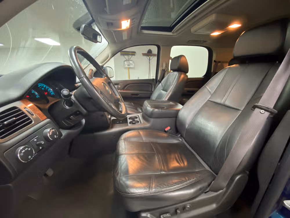 2007 Chevrolet Tahoe 4X4 Image 23