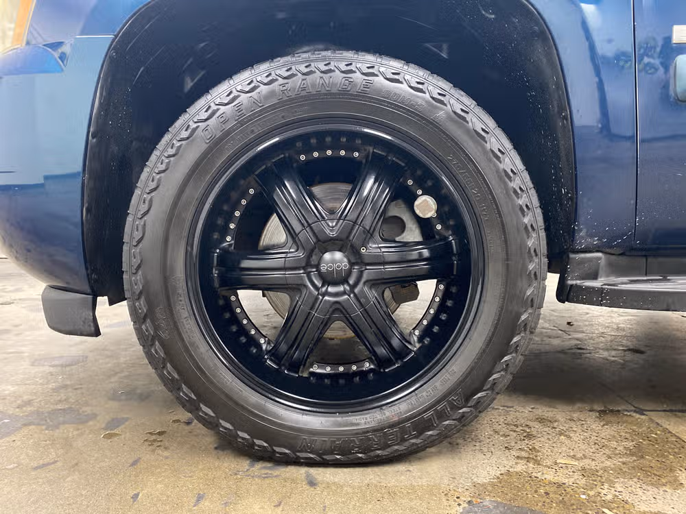 2007 Chevrolet Tahoe 4X4 Image 9