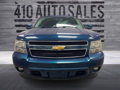 2007 Chevrolet Tahoe 4X4 Lower Image 3