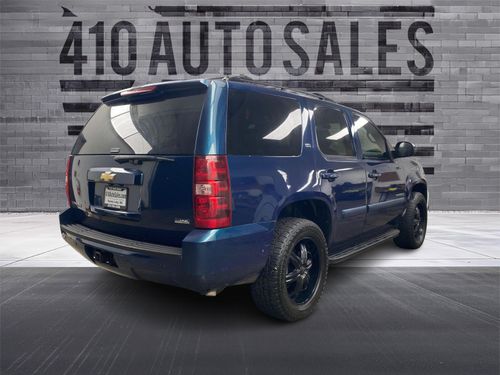 2007 Chevrolet Tahoe 4X4 Lower Image 1