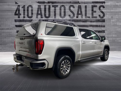2022 GMC Sierra 1500 AT4 Crew Cab 4X4 *Duramax Diesel* Lower Image 1