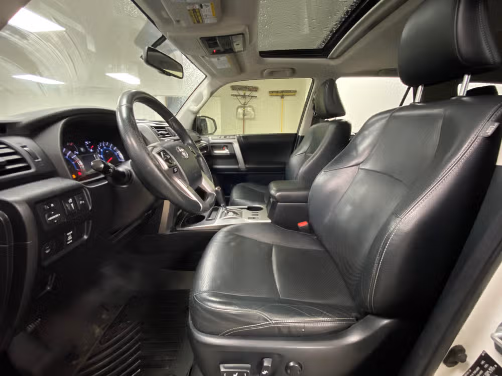 2015 Toyota 4Runner Limited 4WD Image 22