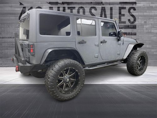 2014 Jeep Wrangler Unlimited 4x4 Freedom Edition *LIFTED* Lower Image 1