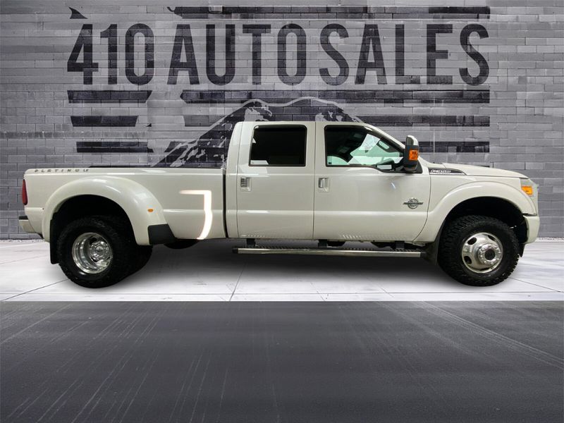 2014 Ford F-350 Super Duty Crew Cab Platinum 4x4 DRW Upper Image 2