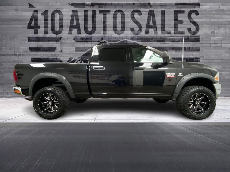 2010 Dodge Ram 3500 Crew Cab Upper Image 2