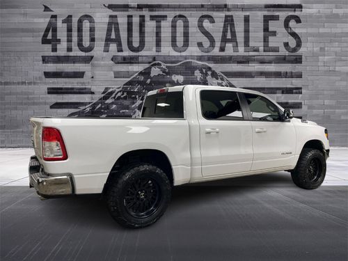 2022 Ram 1500 Crew Cab Big Horn 4x4 *NEW LEVEL KIT* Lower Image 1