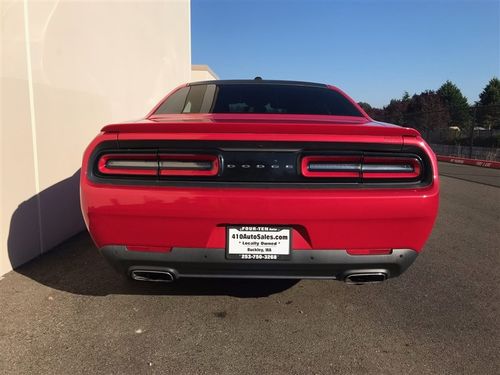 2015 Dodge Challenger SXT Lower Image 2
