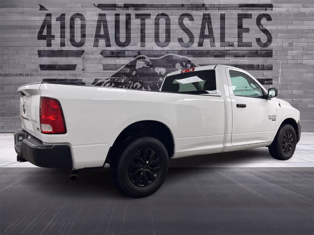 2019 RAM 1500 CLASSIC TRADESMAN REGULAR CAB Lower Image 1