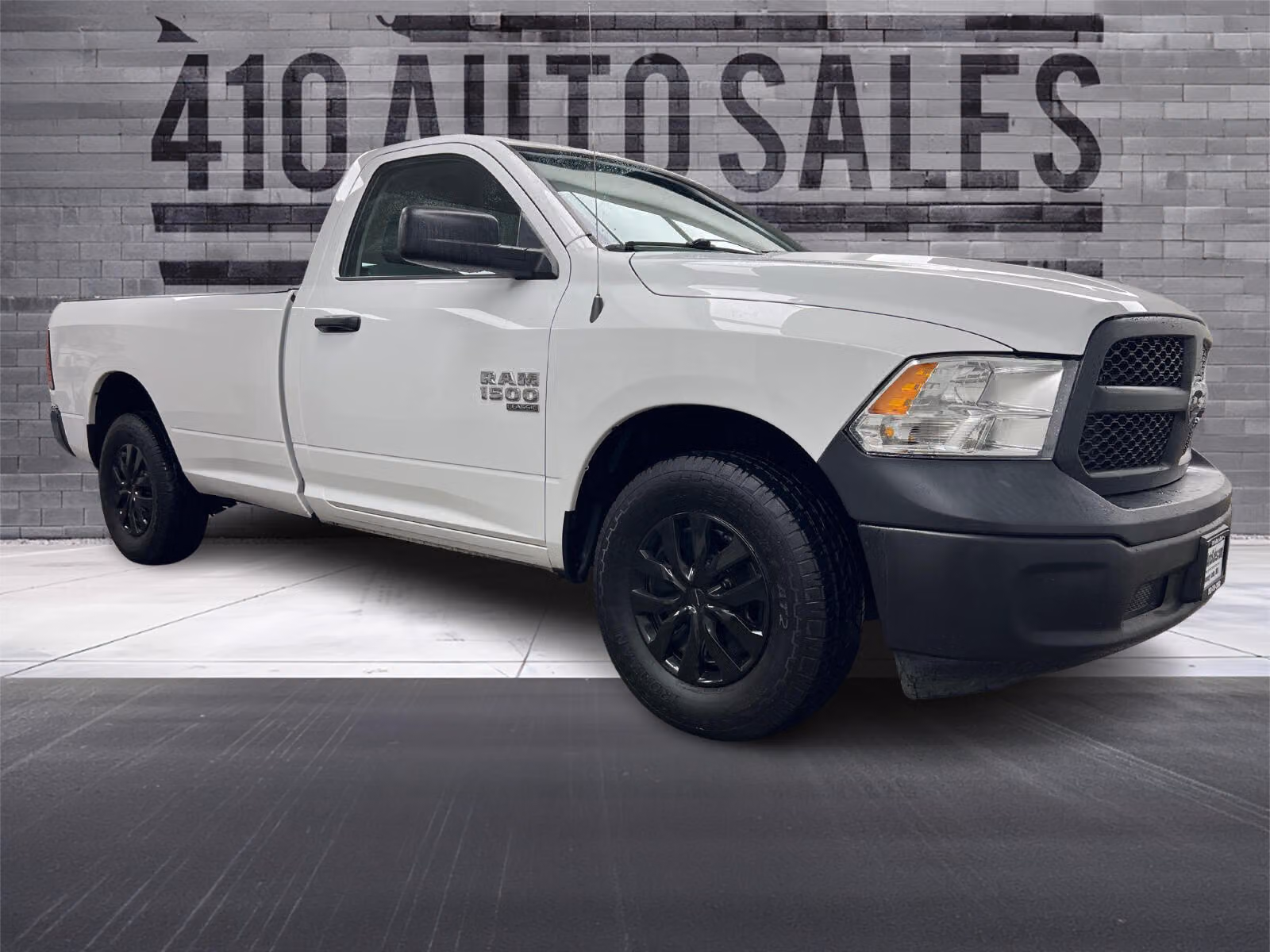 2019 RAM 1500 CLASSIC TRADESMAN REGULAR CAB Upper Image 1