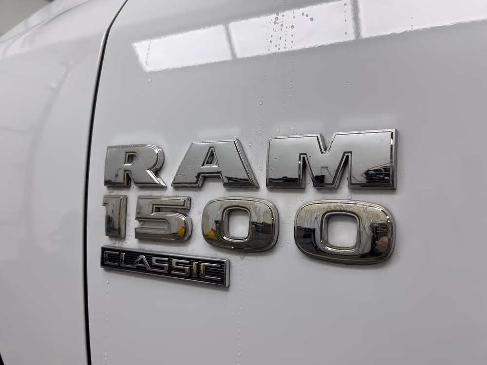 2019 RAM 1500 CLASSIC TRADESMAN REGULAR CAB Image 9